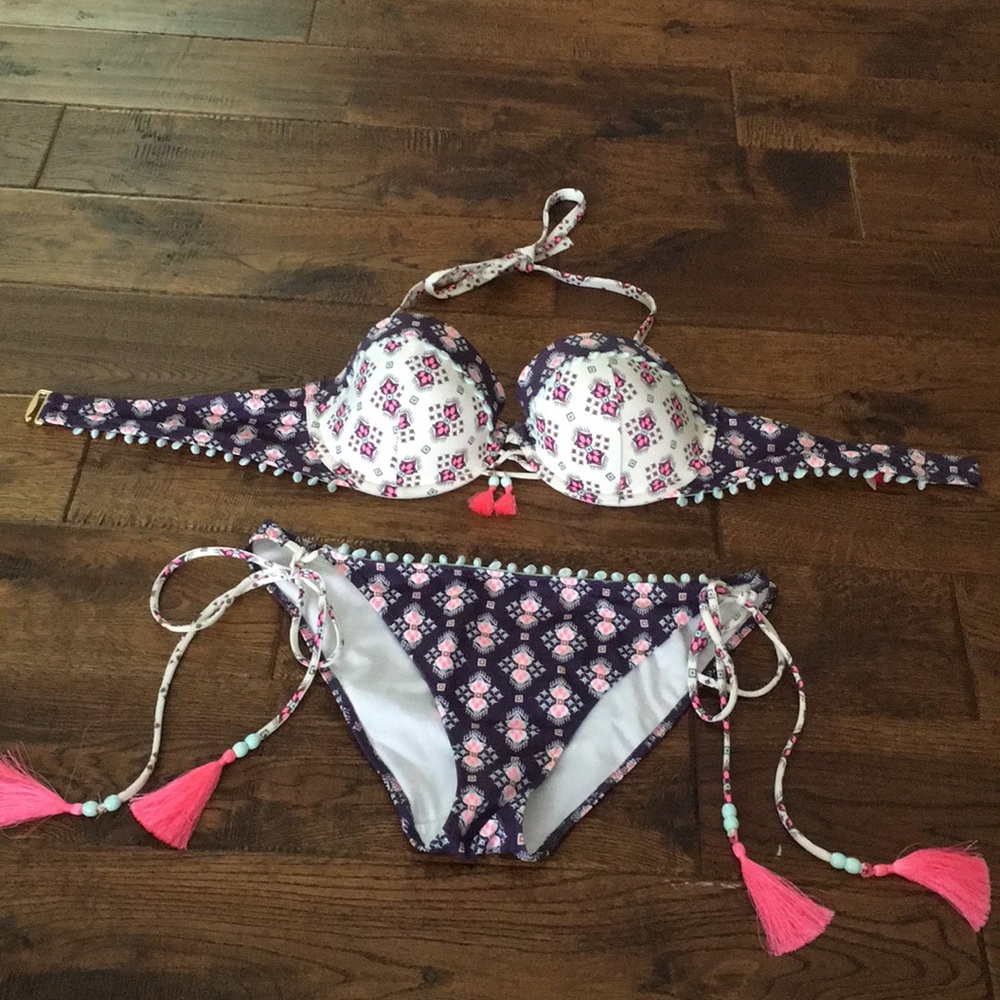Victoria Secret bikini
